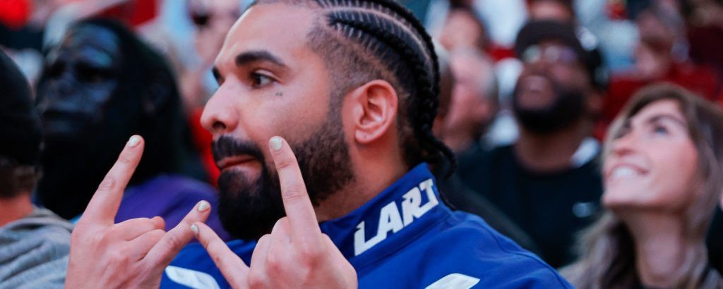 Cover image for Drake and iHeartMedia Settle Legal Dispute Over 'Not Like Us' Promotion